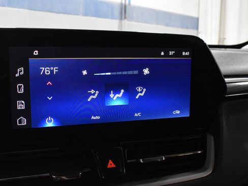 Used 2024 Chevrolet TrailBlazer LT w/ Convenience Package image 15