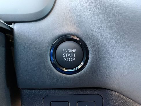 New 2026 Toyota Tundra Platinum AWD/4WD image 25