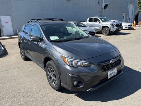 Used 2021 Subaru Crosstrek 2.5i Sport w/ Moonroof Package AWD/4WD image 2