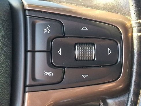 Used 2023 Chevrolet Silverado 2500 High Country AWD/4WD image 22