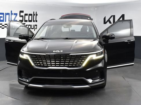 Used 2022 Kia Carnival SX FWD image 25