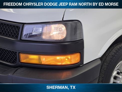 Used 2023 Chevrolet Express 3500 LS image 5