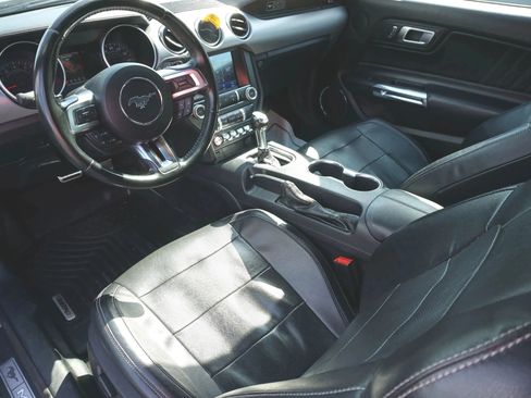 Used 2020 Ford Mustang Premium RWD image 13