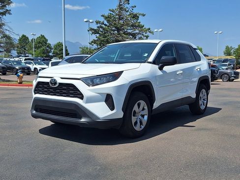 Used 2022 Toyota RAV4 LE AWD/4WD image 7