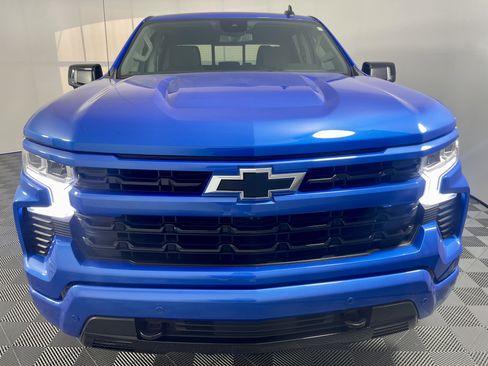 Used 2025 Chevrolet Silverado 1500 RST AWD/4WD image 8