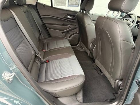 Certified 2026 Chevrolet Trax LT FWD image 11