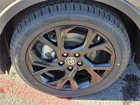 Certified 2021 Toyota C-HR Nightshade image 9