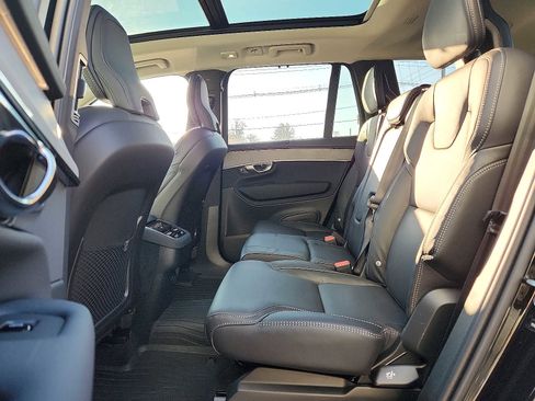 Used 2026 Volvo XC90 B6 Ultra w/ Protection Package image 10
