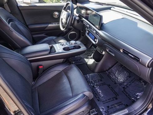 Used 2023 Genesis GV60 Advanced AWD/4WD image 16