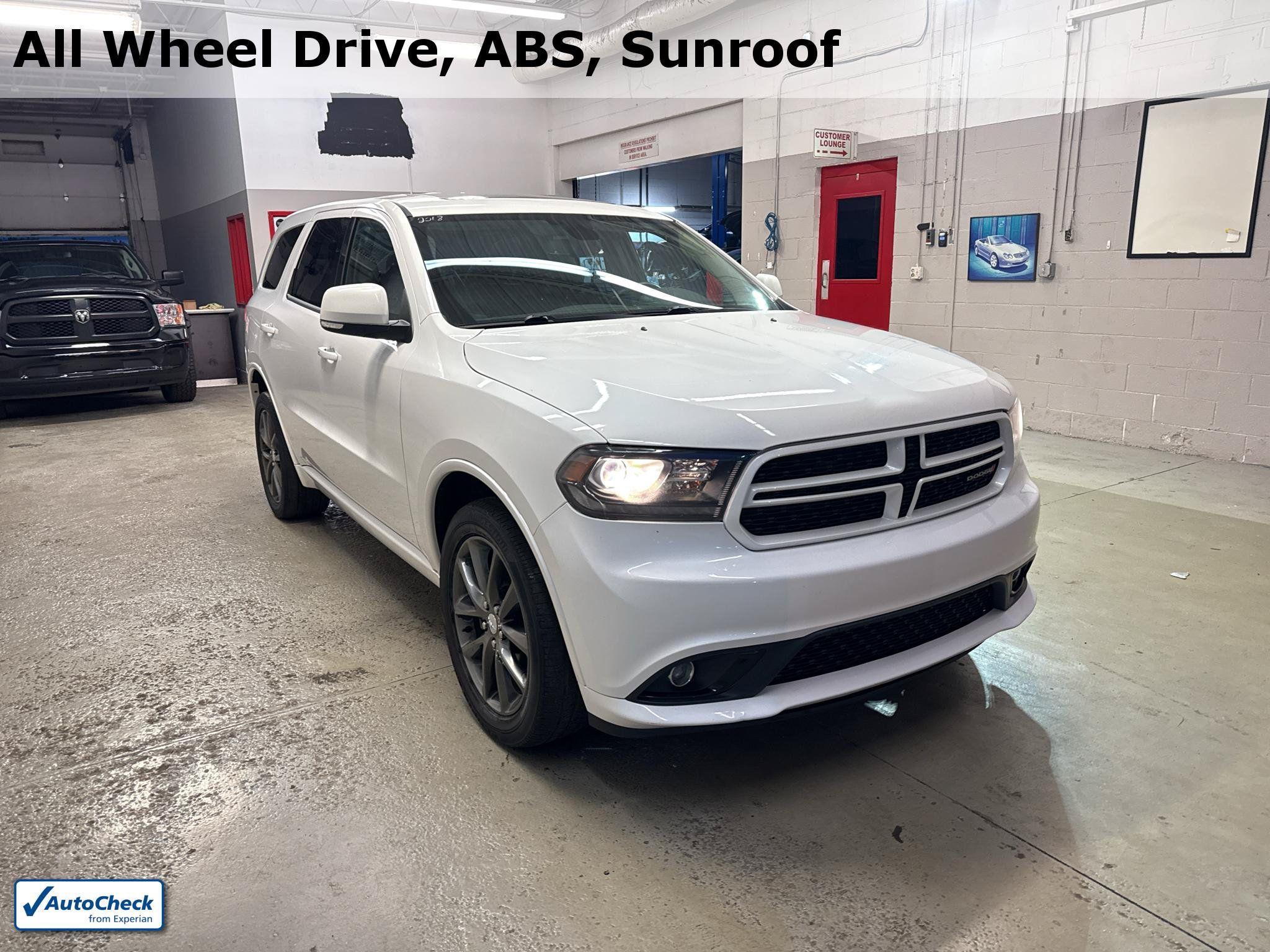 Used 2018 Dodge Durango GT AWD/4WD image 1