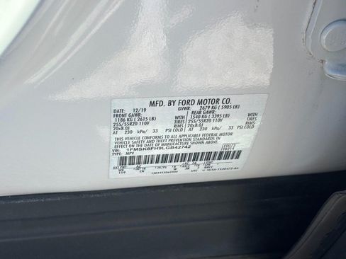 Used 2020 Ford Explorer Limited AWD/4WD image 28