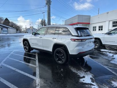 New 2025 Jeep Grand Cherokee Altitude
