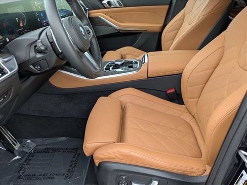 Used 2026 BMW X5 xDrive50e w/ M Sport Package image 17