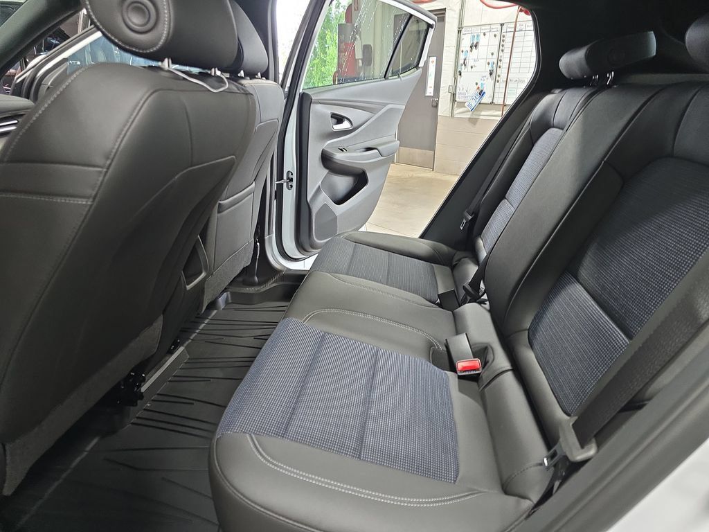 New 2026 Buick Envista Preferred w/ Convenience I Package FWD image 14