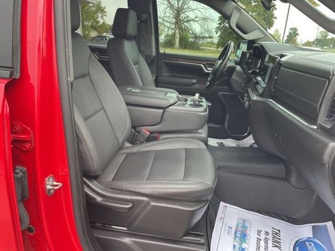 Used 2024 Chevrolet Silverado 1500 LT image 15