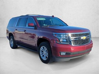 Used 2020 Chevrolet Suburban LT w/ Luxury Package video 3