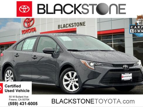 Certified 2025 Toyota Corolla LE image 1