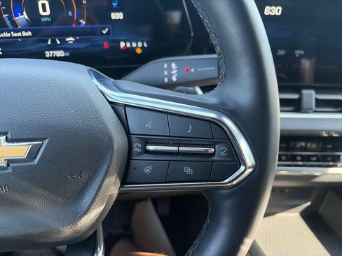 Used 2025 Chevrolet Equinox LT w/ Convenience Package II AWD/4WD image 26