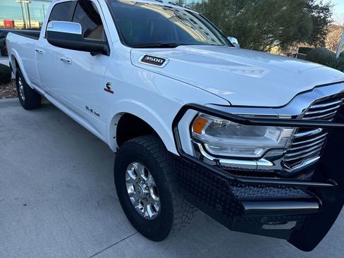 Used 2022 RAM 3500 Laramie image 19