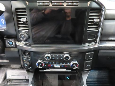 Used 2023 Ford F250 Lariat w/ Lariat Ultimate Package image 13