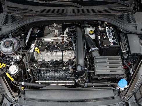 Used 2021 Volkswagen Jetta SE w/ SE Cold Weather Package FWD image 17