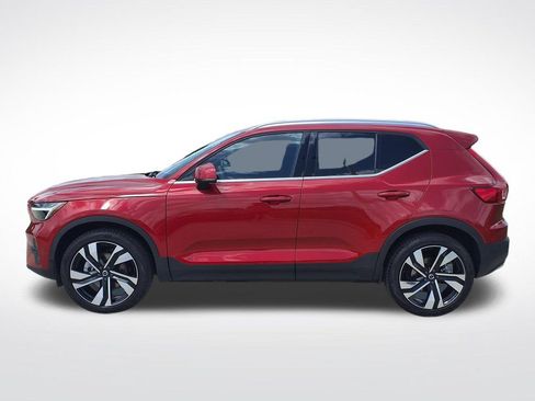 Certified 2023 Volvo XC40 B5 Ultimate w/ Protection Package Premier AWD/4WD image 5