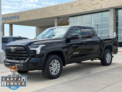 Used 2024 Toyota Tundra SR5 w/ SR5 Convenience Package AWD/4WD image 8