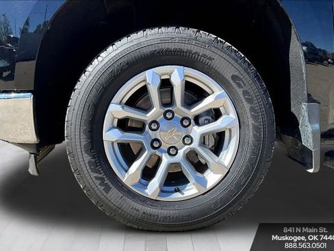 Used 2023 Chevrolet Silverado 1500 LT image 31