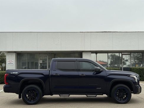 Used 2023 Toyota Tundra SR5 image 3