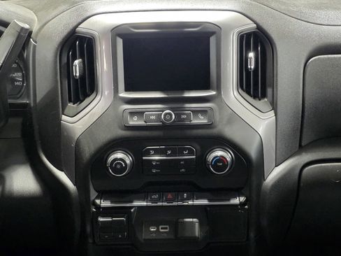 Used 2021 Chevrolet Silverado 2500 W/T w/ WT Convenience Package image 32