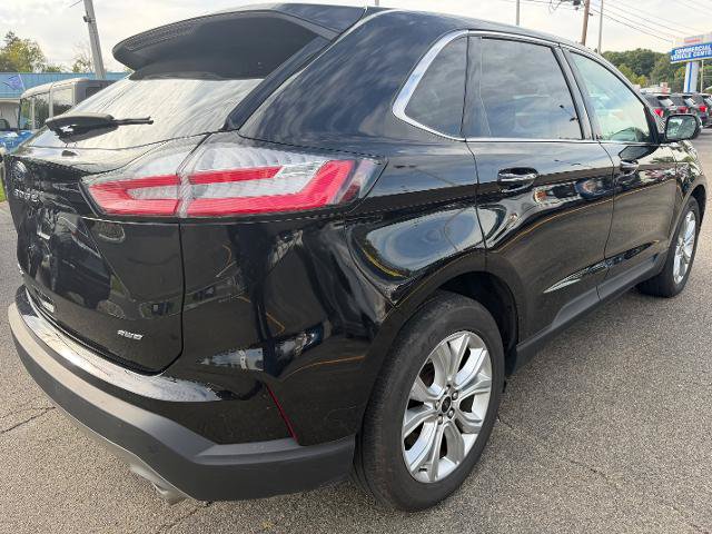 Certified 2024 Ford Edge Titanium AWD/4WD image 2