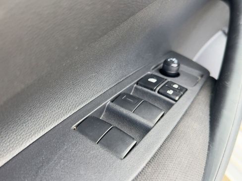 Used 2024 Toyota Corolla LE image 12