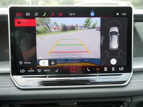 New 2026 Volkswagen Tiguan SE AWD/4WD image 10