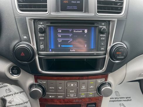 Used 2013 Toyota Highlander Limited FWD image 13