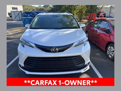 Used 2026 Toyota Sienna XLE
