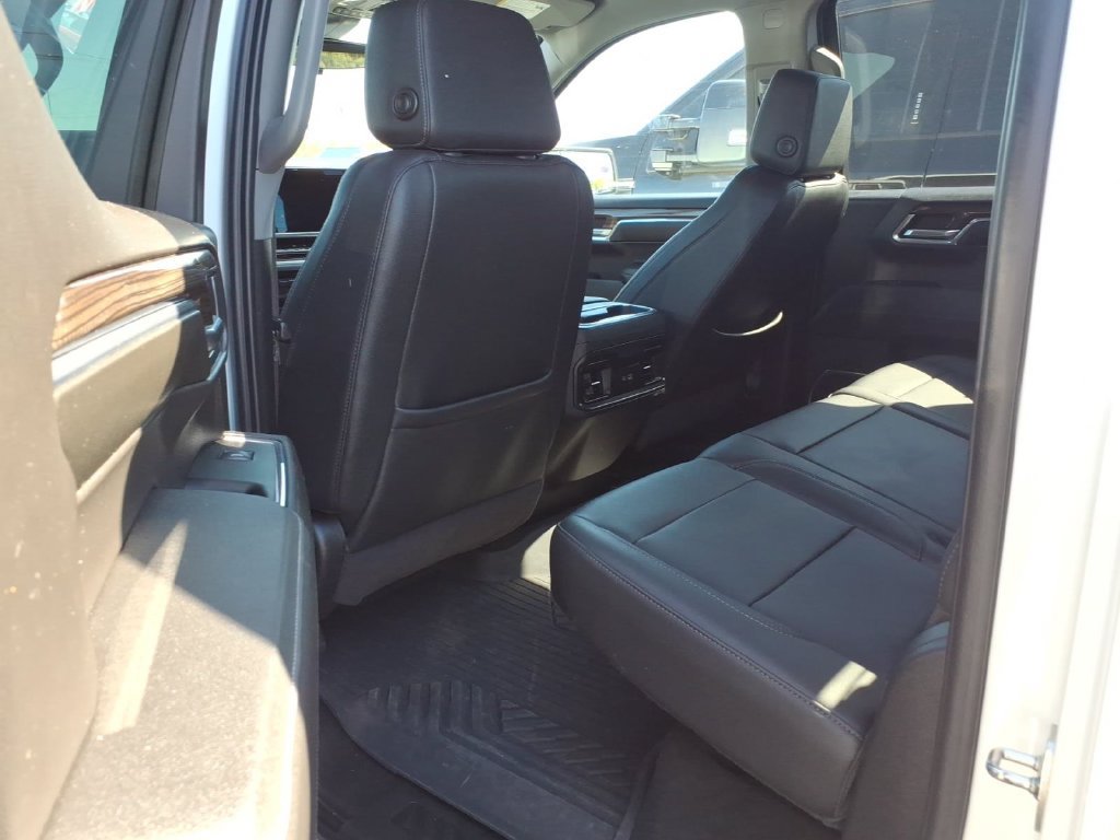 Used 2024 Chevrolet Silverado 1500 RST w/ Convenience Package II AWD/4WD image 17