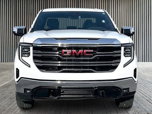 Used 2022 GMC Sierra 1500 SLT w/ X31 Off-Road Package image 3