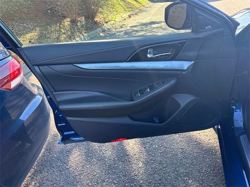 Used 2023 Nissan Maxima SL image 24