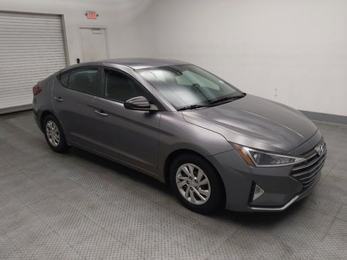 Used 2020 Hyundai Elantra SE w/ Cargo Package (C1) FWD image 11