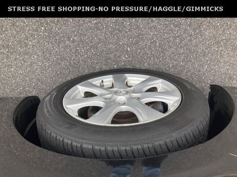 Used 2010 MAZDA MAZDA3 i Touring image 12