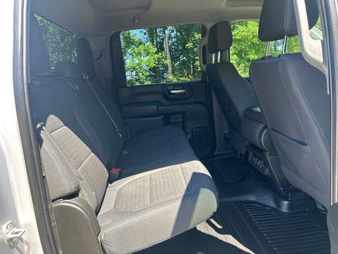 Used 2020 Chevrolet Silverado 2500 LT w/ Convenience Package AWD/4WD image 17