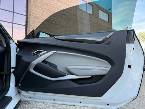 Used 2023 Chevrolet Camaro LT RWD image 37