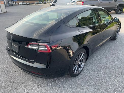 Used 2021 Tesla Model 3 Standard Range Plus RWD image 11