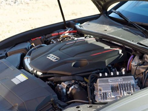 Used 2022 Audi S6 Premium Plus image 47