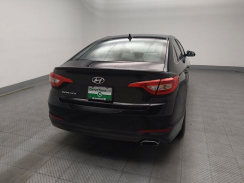 Used 2015 Hyundai Sonata SE w/ Option Group 09 FWD image 6