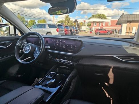 Used 2024 Buick Envision Preferred AWD/4WD image 19