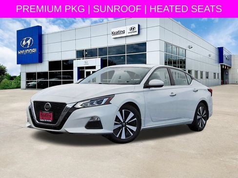 Used 2022 Nissan Altima 2.5 SV w/ SV Premium Package FWD image 1