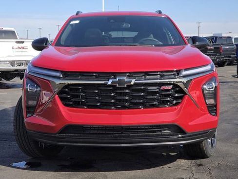 New 2026 Chevrolet Trax RS w/ Sunroof Package FWD image 18