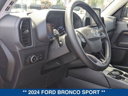 Certified 2024 Ford Bronco Sport Outer Banks w/ Tech Package AWD/4WD image 12