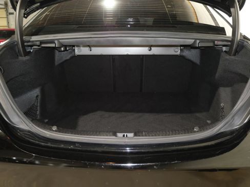 Used 2015 Mercedes-Benz C 300 4MATIC Sedan image 20